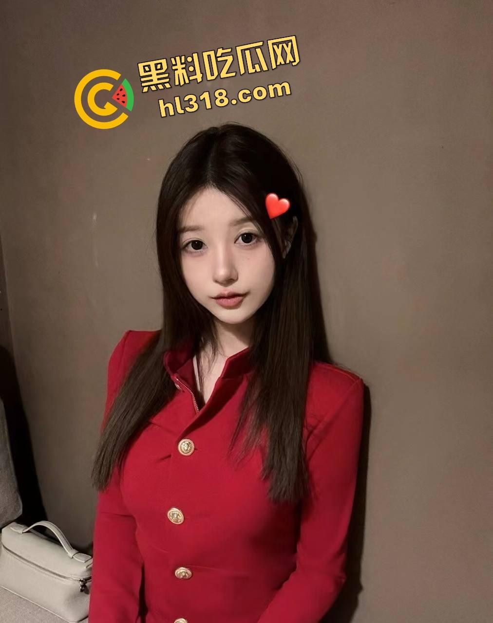 见过颜射秒射盯射没见过顶射，音乐节骚男牛子硬顶妹子屁股摩擦，见过打call没见过顶call！-2