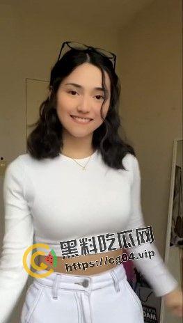 菲律宾网红【juls】和男朋友做爱视频流出  喜欢展示自己分享生活的妹子 欧美混血  颜值非常顶-6