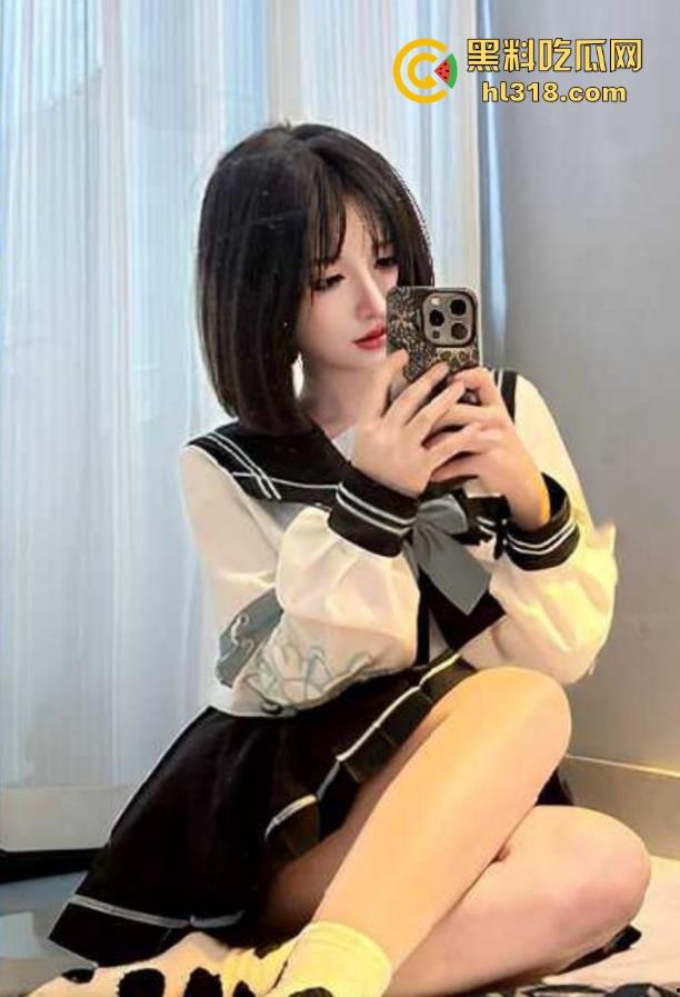 海角乱伦！安慰刚刚失恋的妹妹，不小心安慰上床，无套内射了嫩白小穴过后，才慢慢的才安稳了一点下来！-1