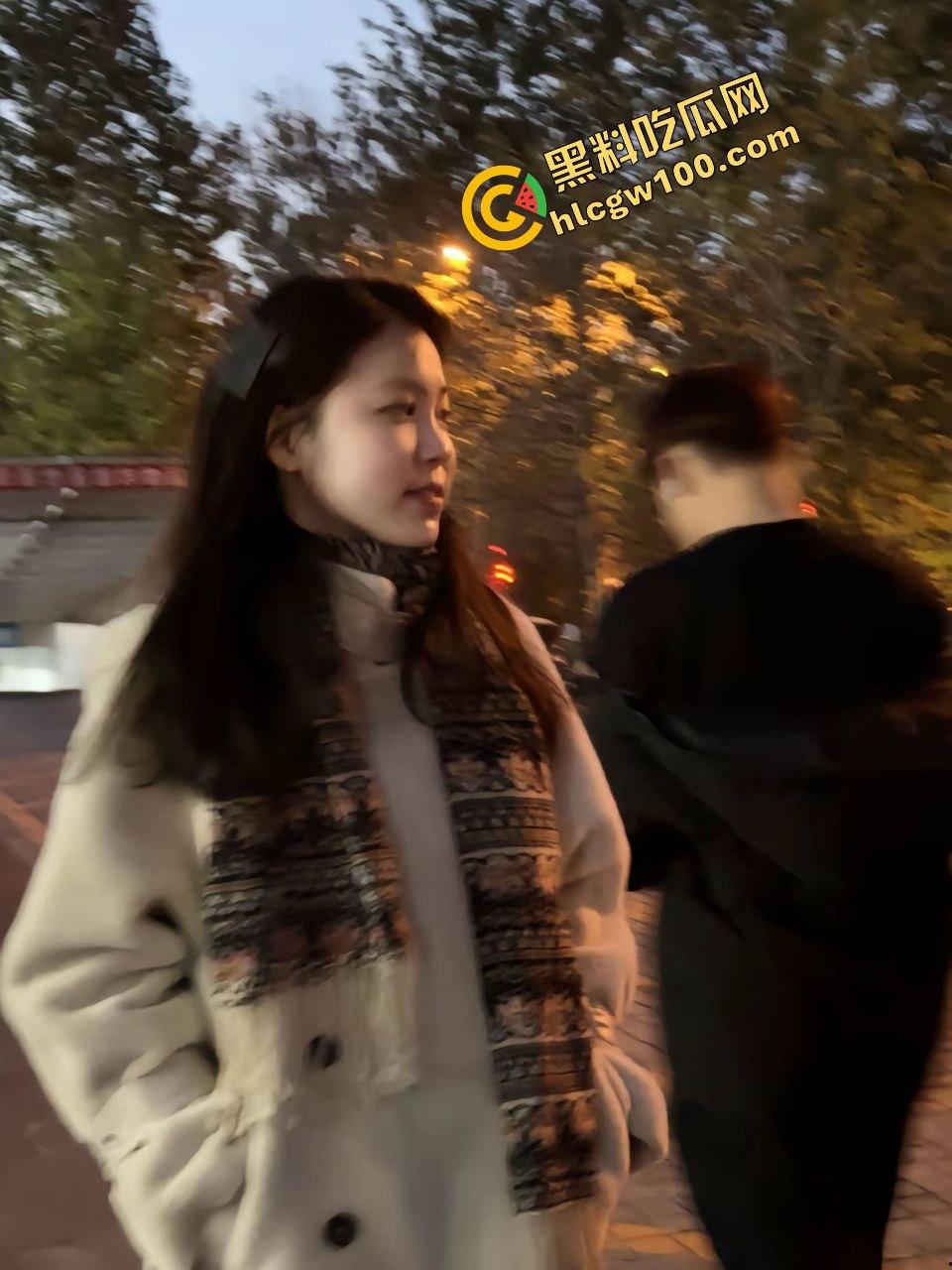 浙江温州反差骚鸡母狗精盆『宁佩瑶』跨年夜元旦激情口交操逼性爱！打响新年第一炮！原创独家流出！-4