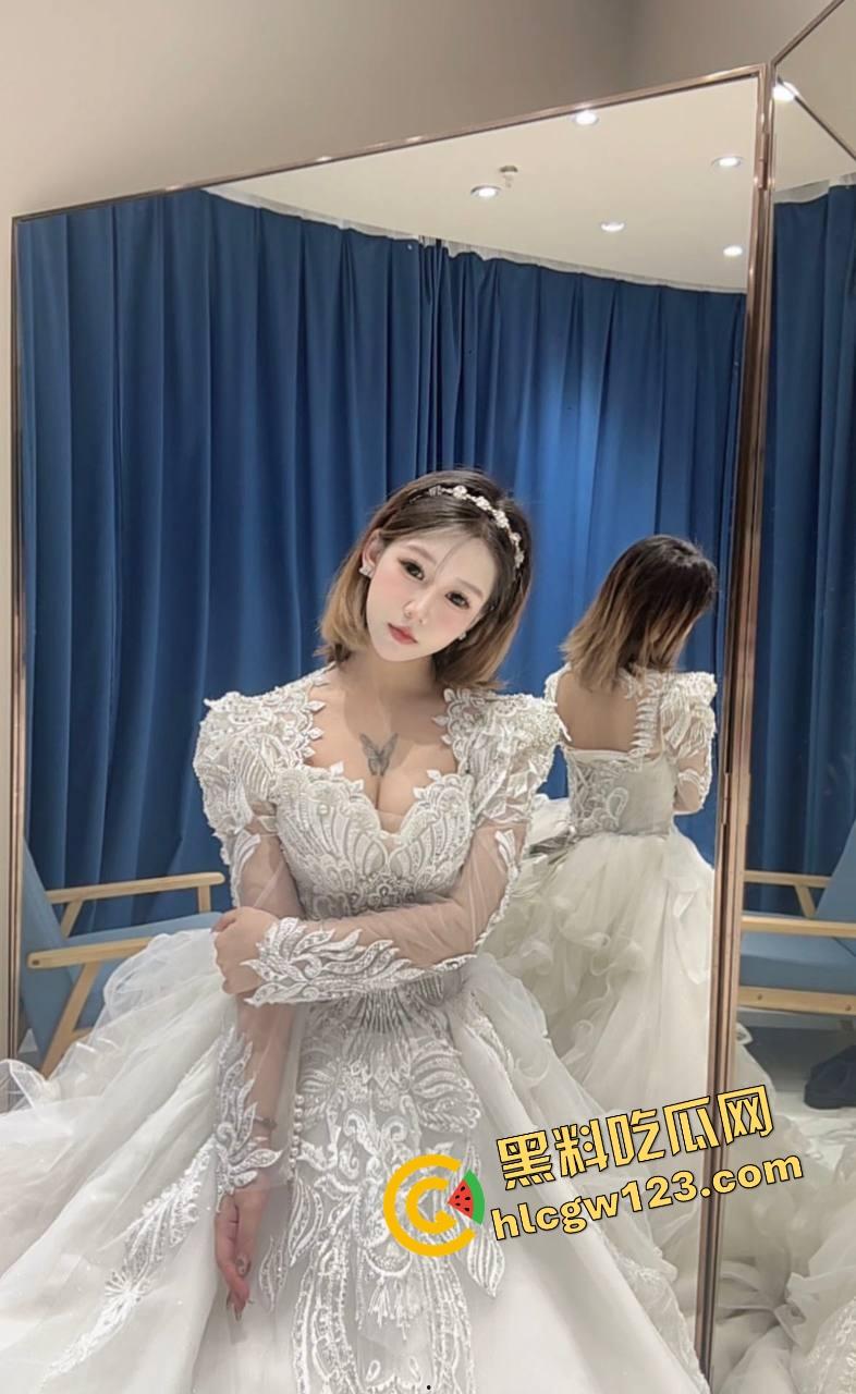 发廊小妹自信开口哥我喉咙深，五分钟后抱着马桶狂吐不止，马桶都顶不住她那口痰战术！-4