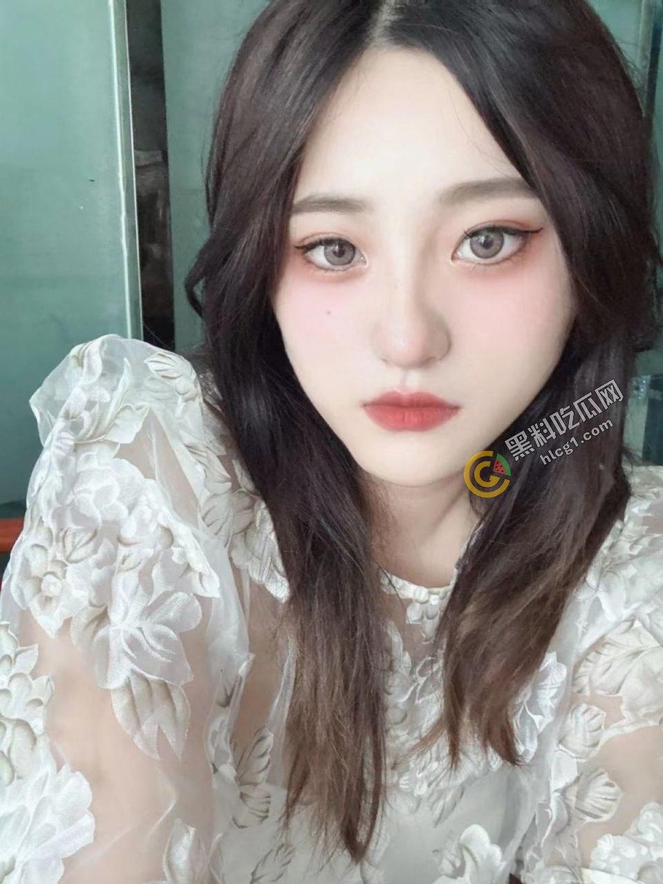 四川税务局「吴晓怡」出轨丑闻大曝光！前男友狠心投稿揭发内幕-4