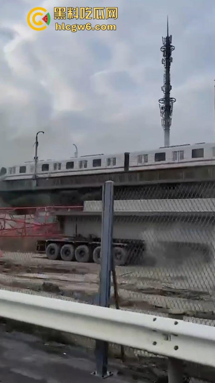 一生捅的最大的篓子！上海地铁1被工地上塔吊侵线砸停 工地项目负责人面临数亿赔偿 天塌了！-9