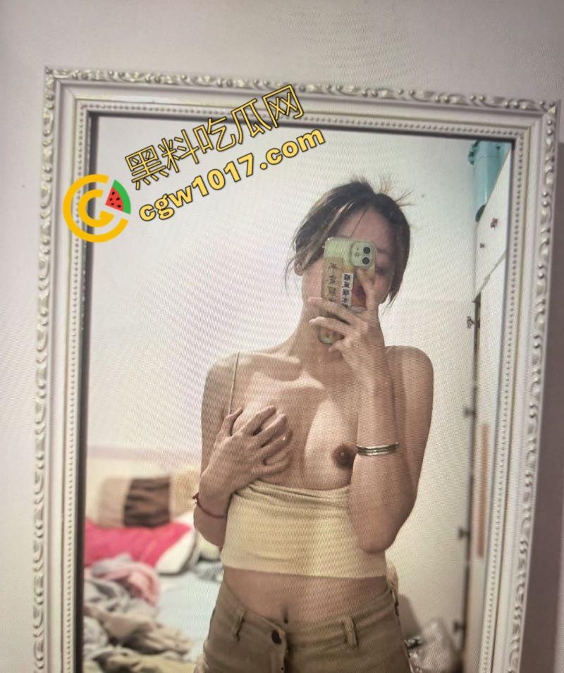 上海应用技术大学爆炸性丑闻！【王肖莉】包养艳照惊天曝光，多姿势性爱，骑乘扭腰压榨，尖叫不断！-4