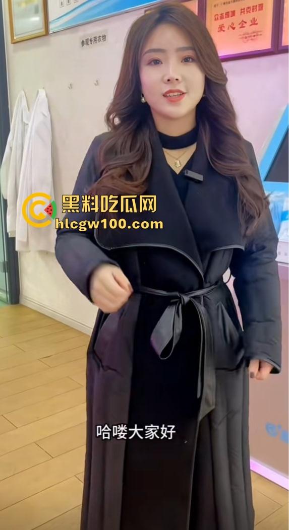 户外三通吞精女王『苏妲己』公园求大爷操完还吞精，爽完给大爷发红包，晚上又成了抖音护肤女主播上链接！-6