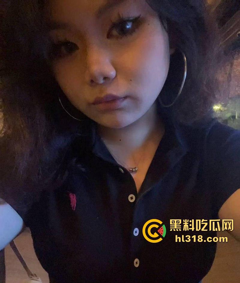 广西巨乳嫩妹【林肖】调教视频流出，极骚母狗露脸揉奶，微胖大奶引入注目，上位骑乘假屌自慰，十分淫荡！-3