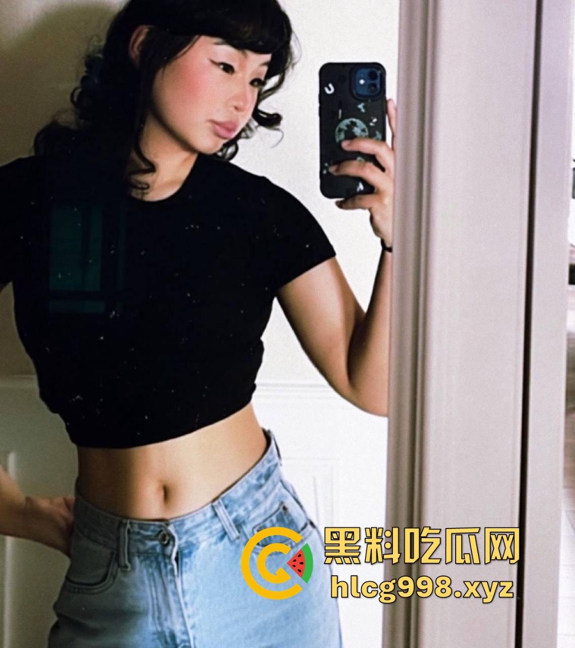 西藏20岁火辣妹子【诺诺熙】闺蜜换夫！四人激情交换视频曝光，玩得毫无底线！-7