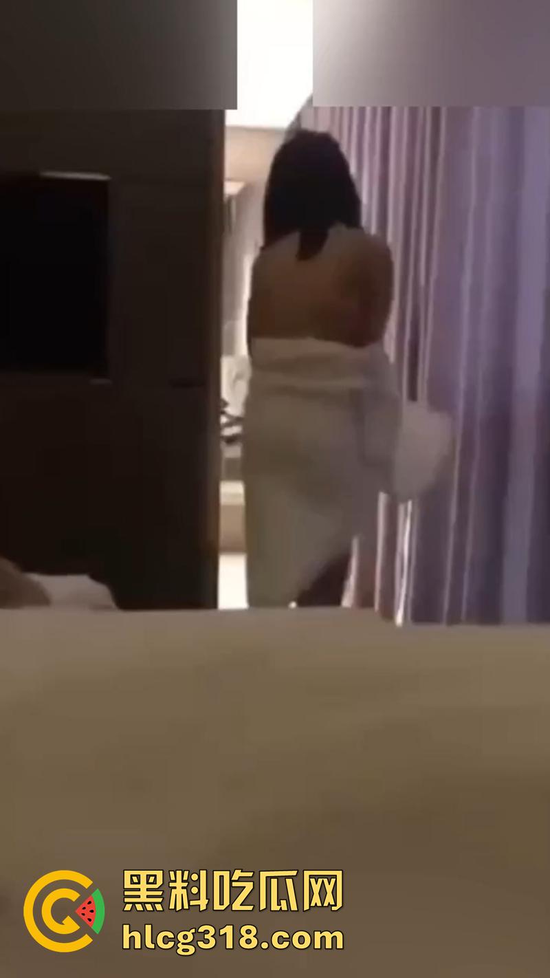 苏州科技大学【邹妍】，06年处女大学生，勤工俭学卖初夜赚钱，聊天记录和做爱视频被曝光！-8