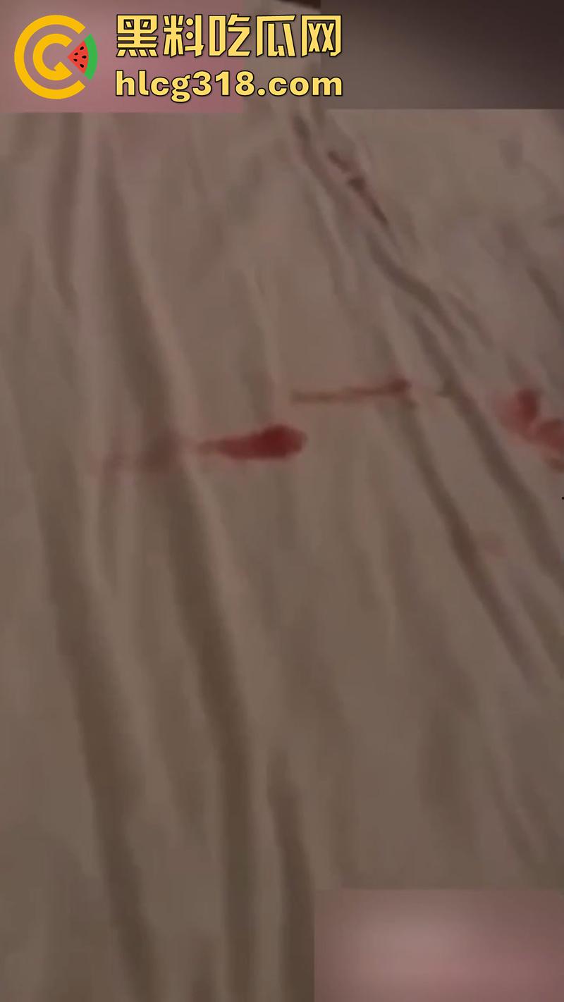 苏州科技大学【邹妍】，06年处女大学生，勤工俭学卖初夜赚钱，聊天记录和做爱视频被曝光！-12