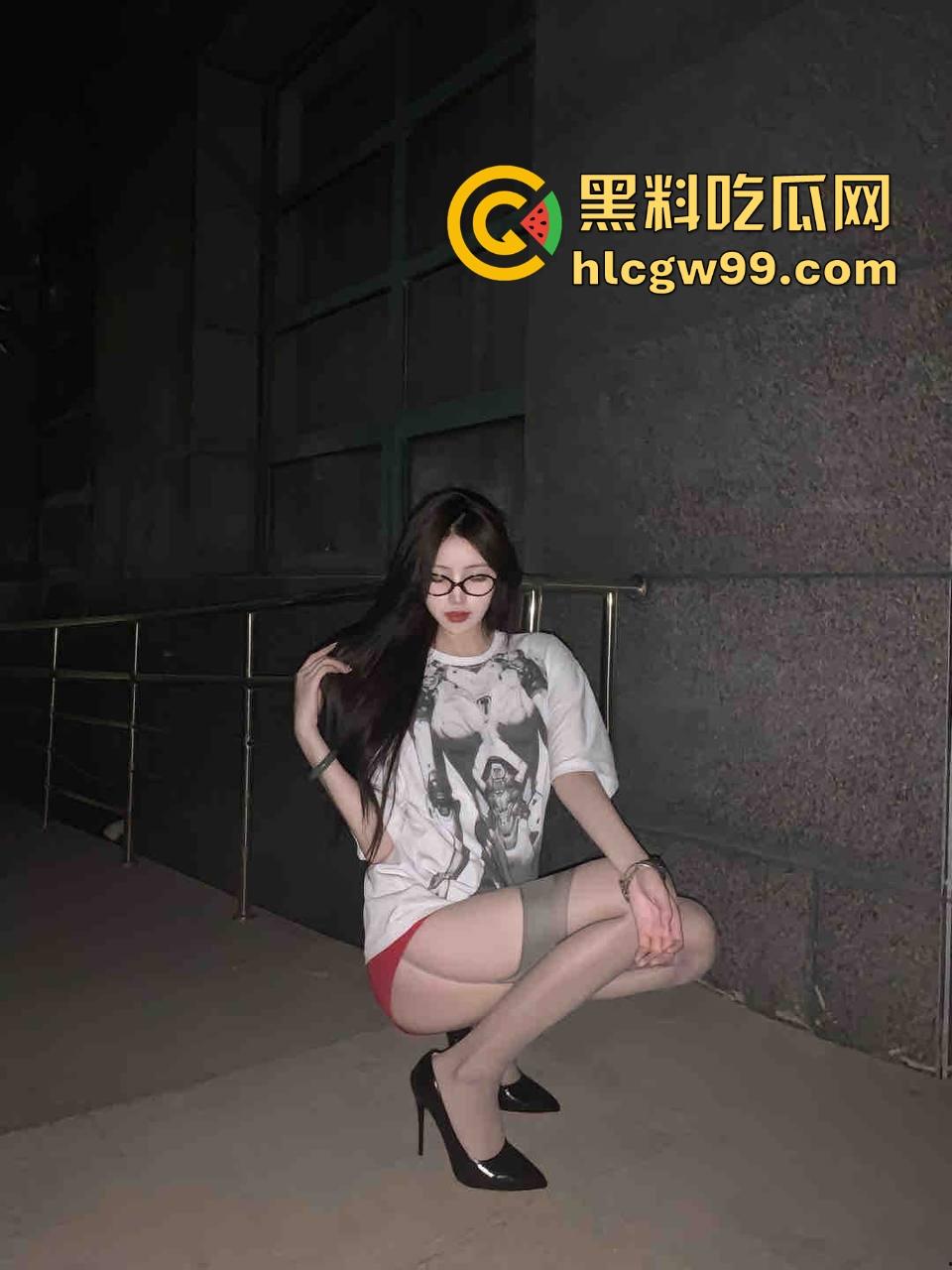 醉酒骚鸡高潮上头，逼水多到成麦芽味喷泉，半醉骚浪一碰就湿润的不行，这种极品不操白不操！-5