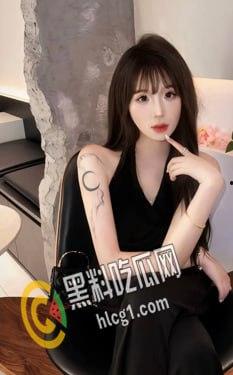 福建福清杨美琪 公交车烂逼一个 经常约炮勾引男人 还没事搞个3p让自己爽爽 明明能当女神非要做骚逼-2