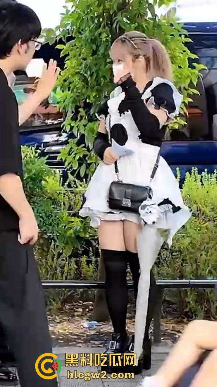 宅男天堂！实拍日本街头让人眼花缭乱的精致站街少女 多少钱可以带回家？-8