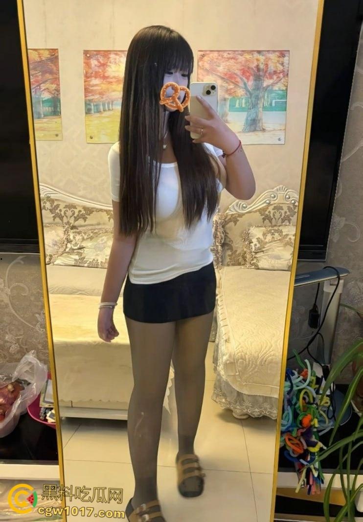 辽宁盘锦清纯妹子【赵依】与男友性爱视频泄密，暴力打桩激情狂操，爽感爆棚高潮拔枪射满雪白美乳！-1