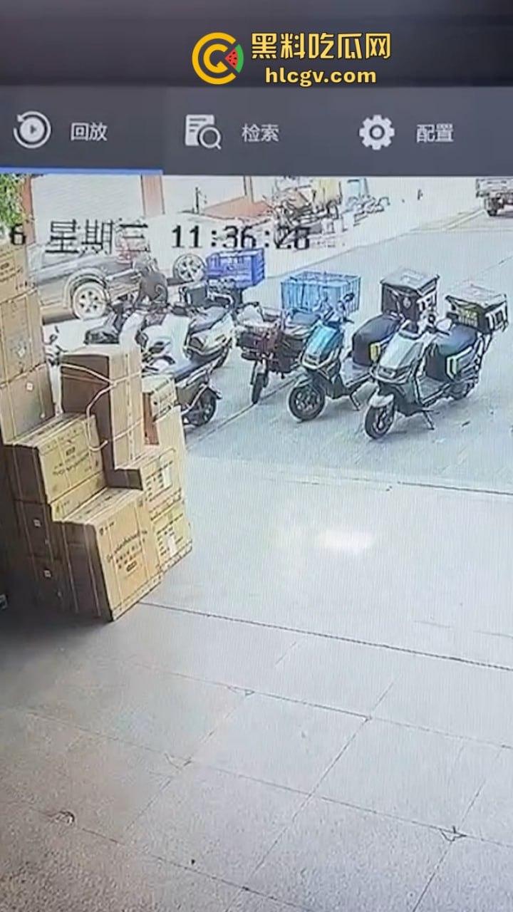 广东汕头一写字楼外卖频繁被盗 监控曝光小偷竟是同行相残-3