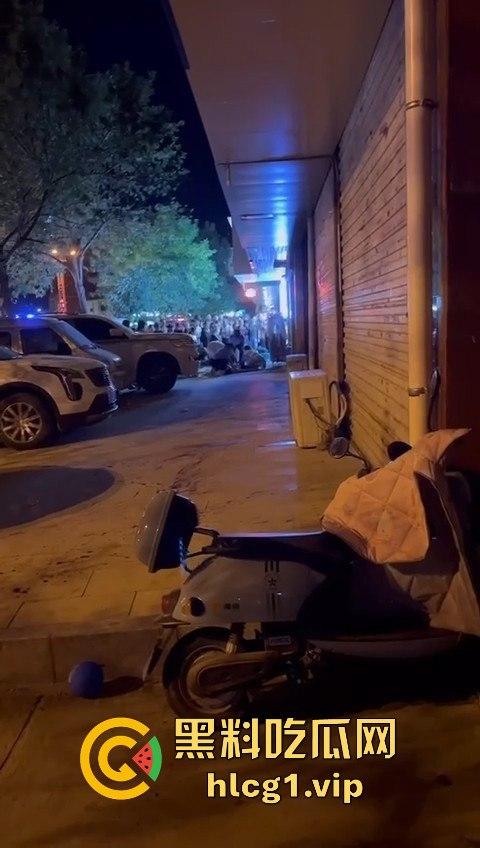 龙湾血腥惨剧！学生斗殴升级，胳膊被生生砍下，校园暴力失控震撼全城！-4