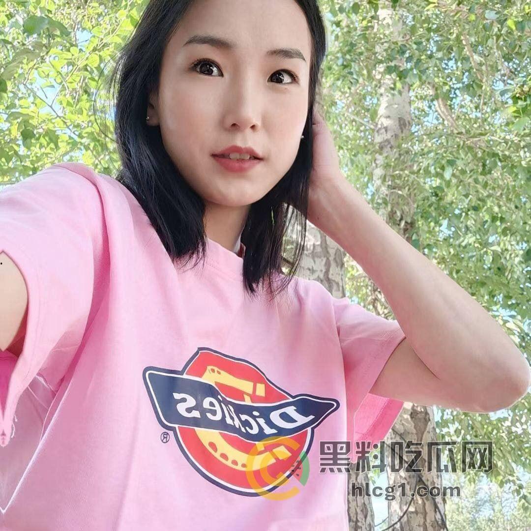 瓜友投稿：呼和浩特健身房拼多多3P女神「黄小芳」：风流成性，男浴3P、球员共欢，热爱3P！-8