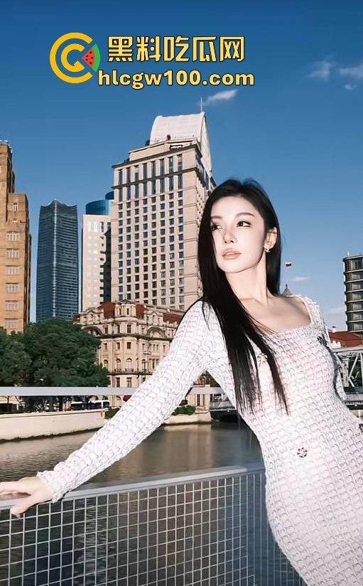 抖音反差婊【殷萧童】的大瓜吃了吗，直播双开一半抖音一半黄播的女主现化身名媛妄想挣脱互联网记忆。-9