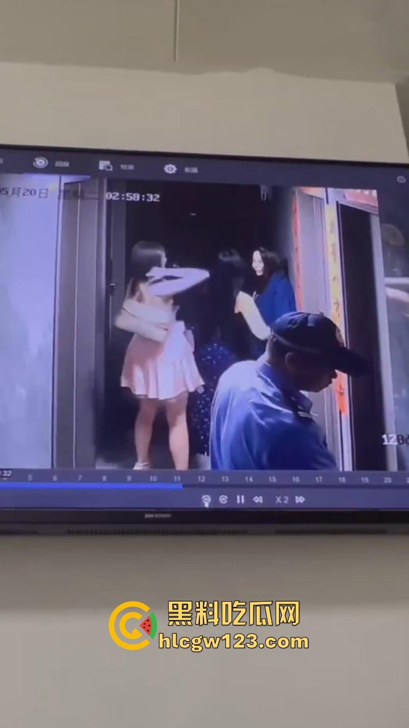 美女520当晚酒醉被两名男子捡尸 强行拖入酒店房间 轮奸2小时酒醒后才被救出 最终两人被拘！-8