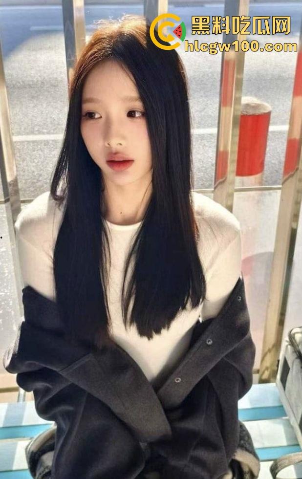 石家庄医科大学母狗姐妹花拔完火罐带男友玩4P大战 黑丝女仆求爸爸狠狠爆操 屁股拍到通红奶子晃得像乳牛！-4