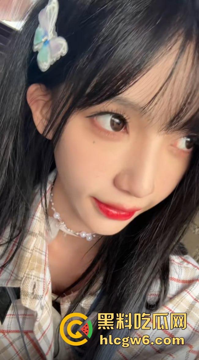 郑州音乐学院颜值天花板【李梓娜 】抖音百万粉网红口爆吞精全记录 小号钓鱼大号清纯 这次翻车兄弟们冲了！-7