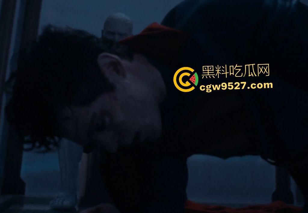 《超人》2025惊天危机！卡尔-艾尔卷入全球阴谋，莱克斯·卢瑟科技欲想灭杀超人，最后被露易丝·莱恩联合超狗逆转乾坤！-4