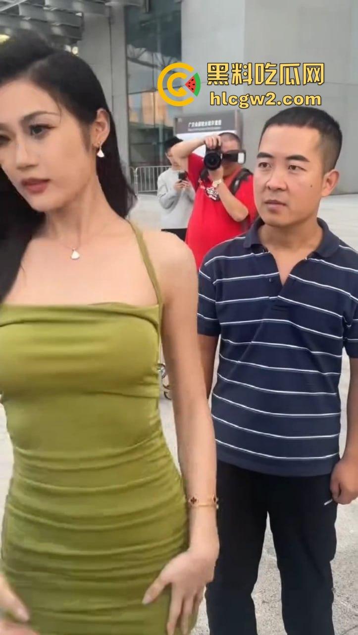 火遍全网的骚眼神大师【条纹哥】封号 一个纯粹色到骨子里的人 低级趣味的神话落幕 纯粹骚气永留人间！-10