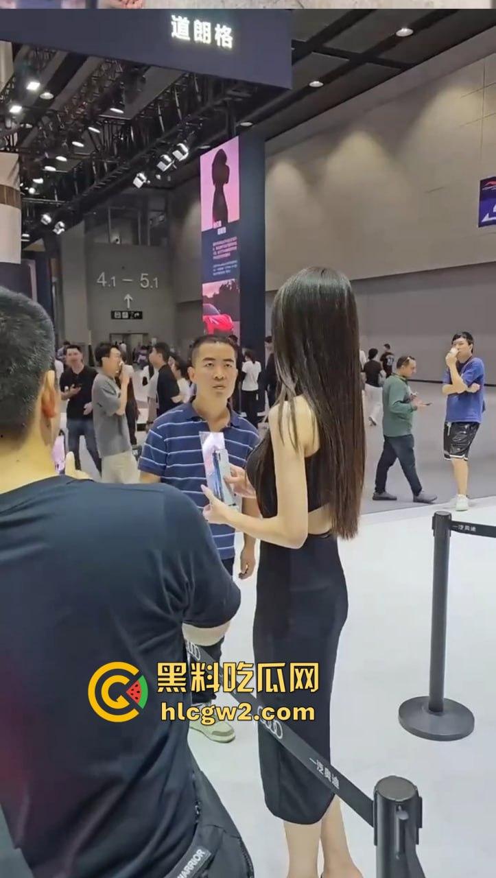 火遍全网的骚眼神大师【条纹哥】封号 一个纯粹色到骨子里的人 低级趣味的神话落幕 纯粹骚气永留人间！-12