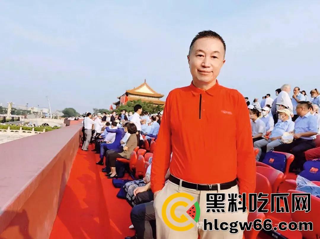 无锡马拉松直播变出轨大赏？远光软件董事长陈利浩牵手人妻边跑边秀恩爱，全国人民抖音围观奸夫淫妇！-5