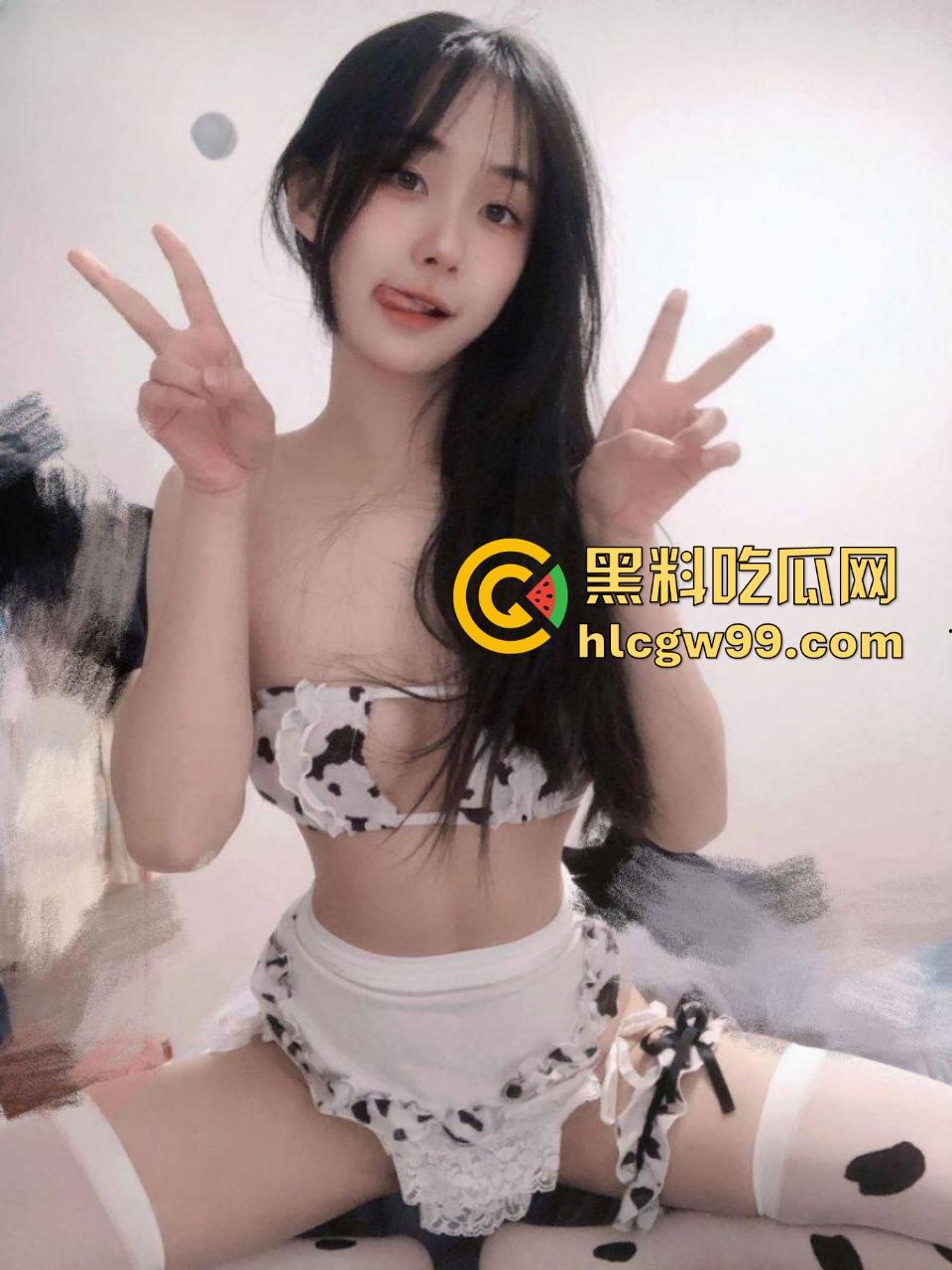 安徽医科大学骚浪『童依依』流出大尺度视频！露脸跪舔金主鸡巴，主动掰逼求后入爆操，娇喘求操太下头！-13