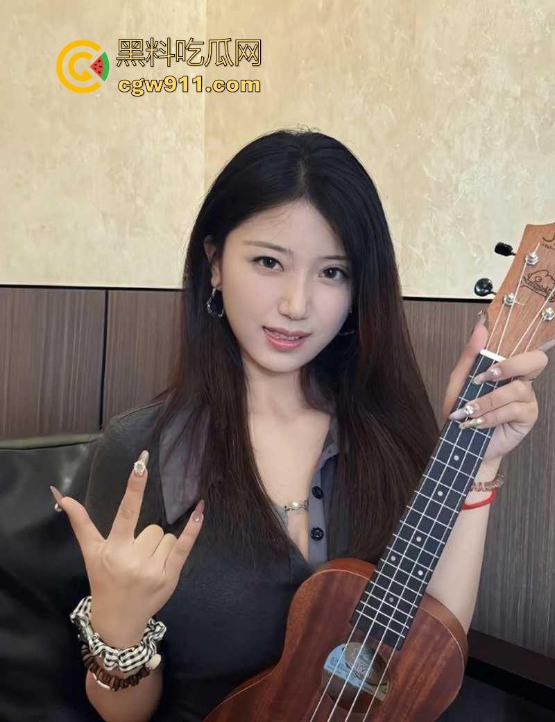 河南郑州御姐白领【陆瑶】性爱调教视频流出，爽到抽搐潮喷，撅臀指奸虐穴，骚得极其反差！-2