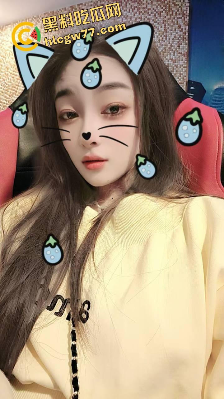 日本骚留子玩疯了，垃圾桶里骚穴倒插成肉便器，蜜穴开张求陌生人爆射！-4