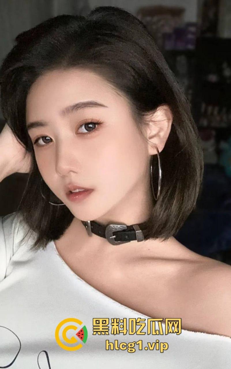 小红书美妆博主惨遇渣男！求和无果性爱视频曝光，得不到就毁掉的报复！-4