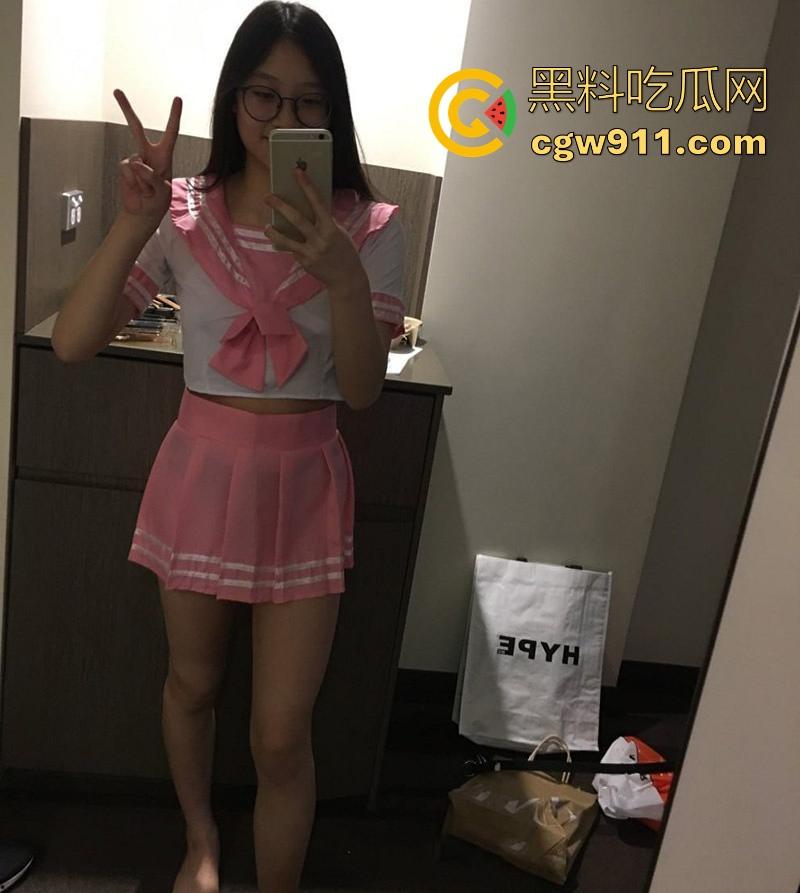 江苏音乐学院20岁学生妹约炮视频流出，可爱清纯萝莉化身jk制服母狗，露脸口交捆绑调教，女上骑乘无套猛操颜射！-1