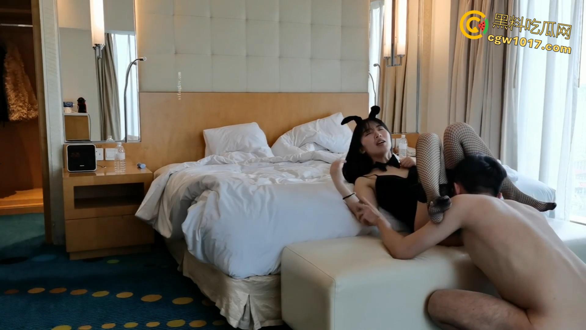 推特PUA撩妹大神【Pashin】约啪良家素人，顶级撩妹套路，不得不说妹妹真嫩 骑乘后入，站立式多姿势高潮颤抖！-2