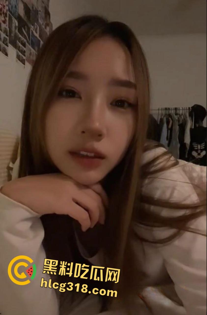 湖南农业大学【曾钰】，清纯女大学生下海沦为玩物，白虎粉穴后入狂操，简直就是完美炮架!-2