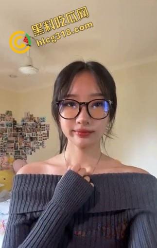 湖南农业大学【曾钰】，清纯女大学生下海沦为玩物，白虎粉穴后入狂操，简直就是完美炮架!-3