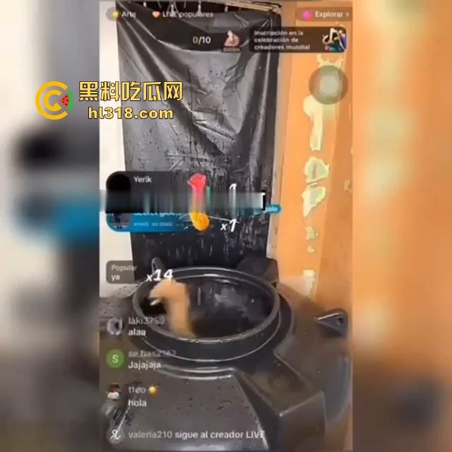 TikTok博主直播事故，为了吸引观看量想悬挂在水面上，结果卡在桶里，他在成千上万的观众面前淹死了。-7