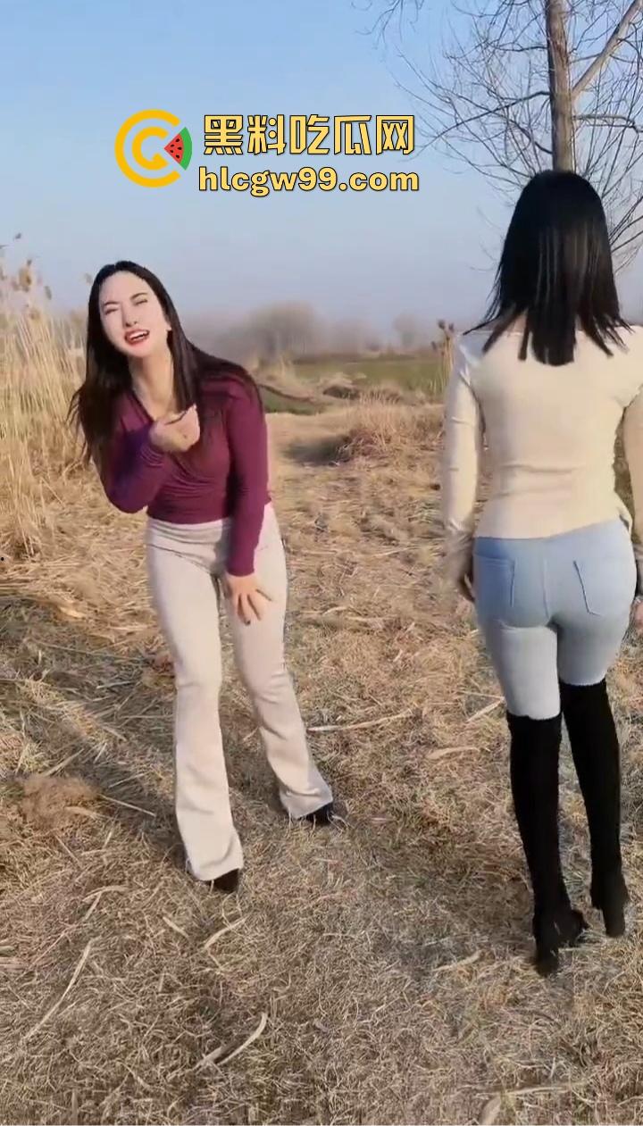 河南新蔡县陈店村的少妇绝了，大长腿性感身材，这娘们太会玩，农村生活比城里还刺激，选谁都香爆了！-2