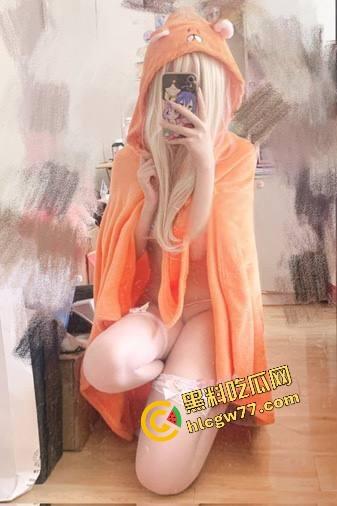 推特【千叶酱】极品JK萝莉白虎嫩逼勾魂，白丝黑丝裹小奶子浪得炸眼，cos校色骚洞漏光狂撩！-6