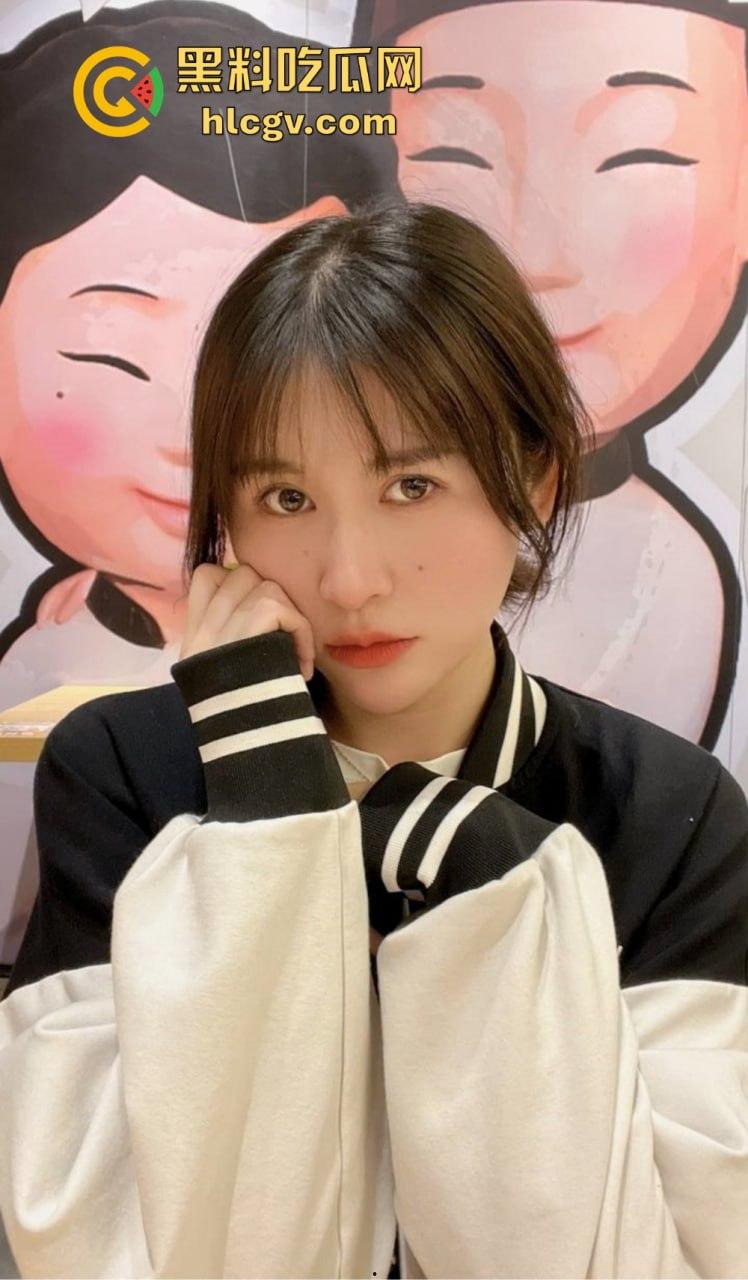 百度云惊爆富二代与极品女友啪啪视频！情侣私密日常被曝光，画面香艳十足！-4