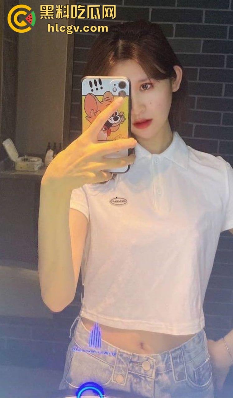 百度云惊爆富二代与极品女友啪啪视频！情侣私密日常被曝光，画面香艳十足！-9