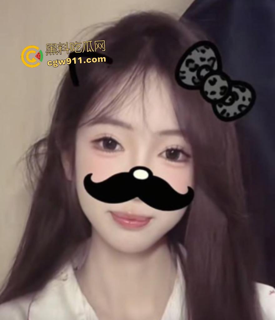 中国民航大学空乘女神【林薇】，跪舔露脸深喉口交，无套后入爆操成母狗，没想到床上服务也这么好！-1