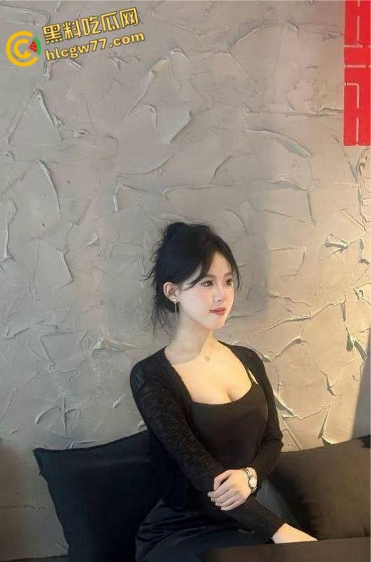 极品白虎御姐【刘雯雯】，情趣黑丝勾魂，金主爸爸狂抽猛插，淫水泛滥的极致征服！-3