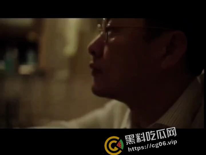 张颂文袭胸宋佳！风中有朵雨做的云 未删减版流出 张颂文袭胸宋佳 用胸灭烟头 这就是霸道高启强吗-7