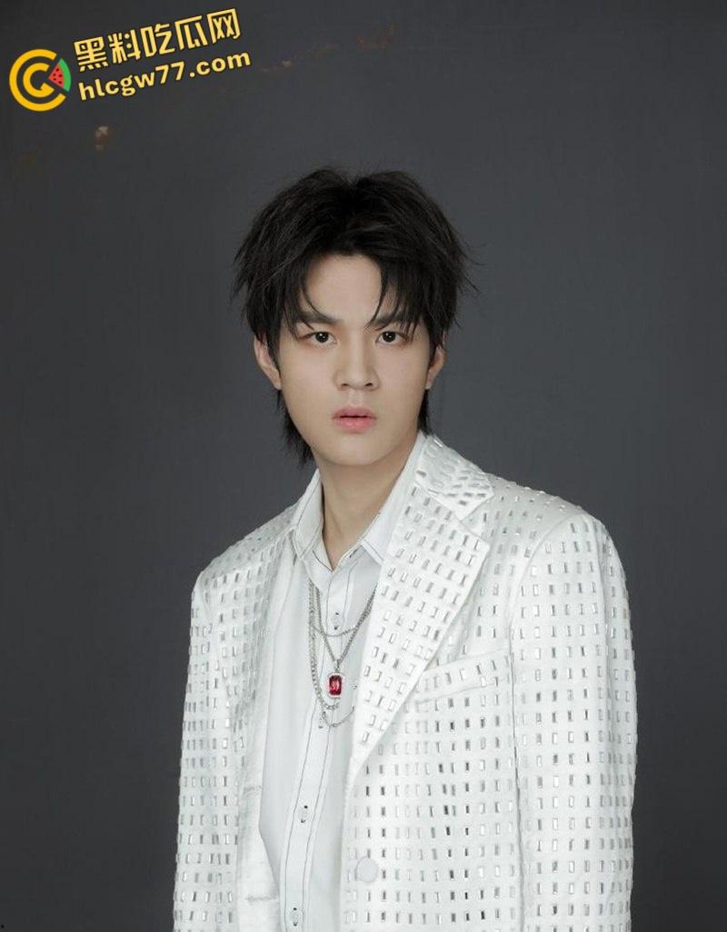 湖南歌手 石凯 塌房 出轨PUA女友 隐藏订婚史约炮女粉  录音约炮视频曝光实锤塌房！-5