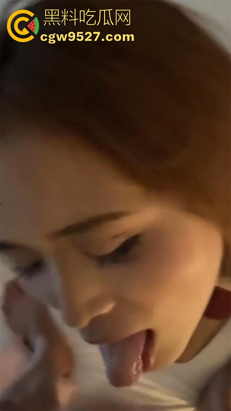 抖音女网红【刘紫怡】，模特身材大长腿超诱人，三亚酒店淫乱狂欢，黑丝勾魂浪叫不断，嫩穴被猛操高潮连连！-10