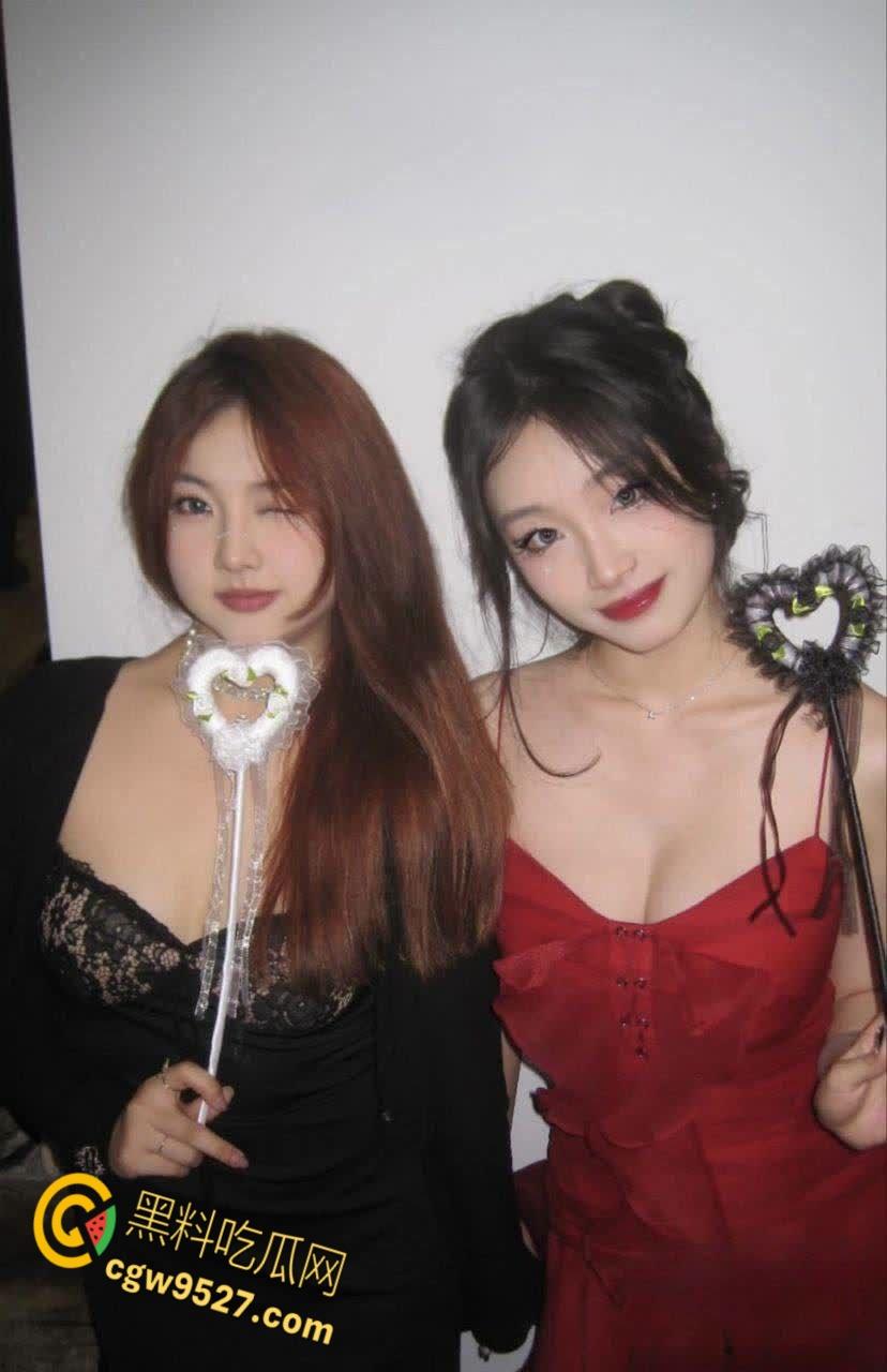 浙江艺术职业学院嫩妹【曹颖】，异地恋骚穴难耐，出轨偷情宝马富哥，高跟鞋站立后入，绝美翘臀完美炮架！-3