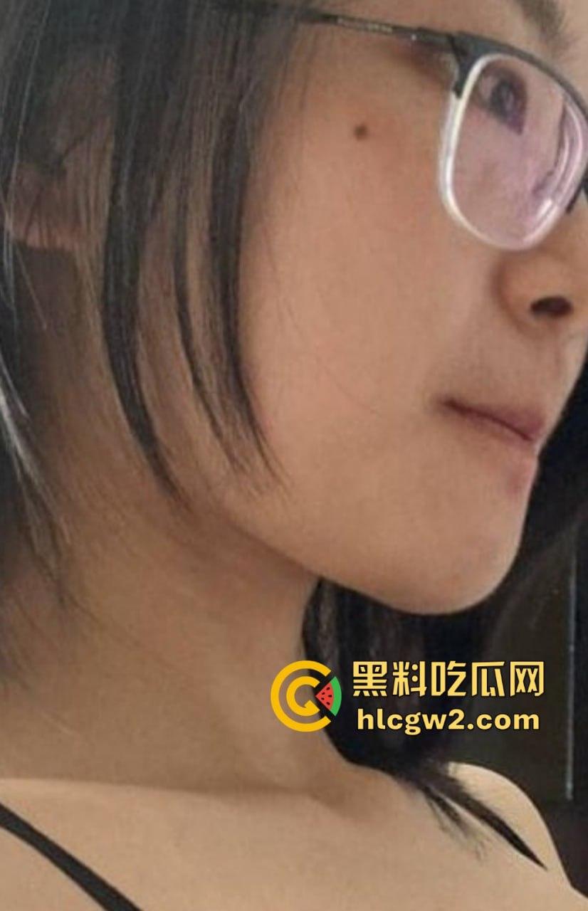 北京新晋绿帽男上线，爱玩刺激却挑剔！自家老婆被换妻大佬轮着享用，普通单男还不配上！-9
