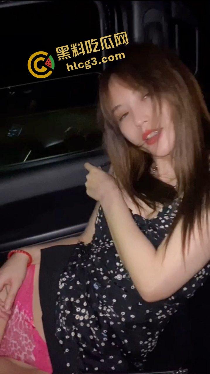 91顶级淫荡人妻『小蓝』模特身材 完美炮架！金主SM调教车震各种爆操 大合集淫荡展现！-3