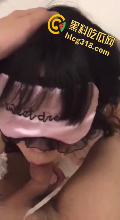 卫校嫩妹拜金女【小柒酱】，清纯反差小白虎 ，为了奢侈生活被金主包养， 甘愿做其母狗！-6